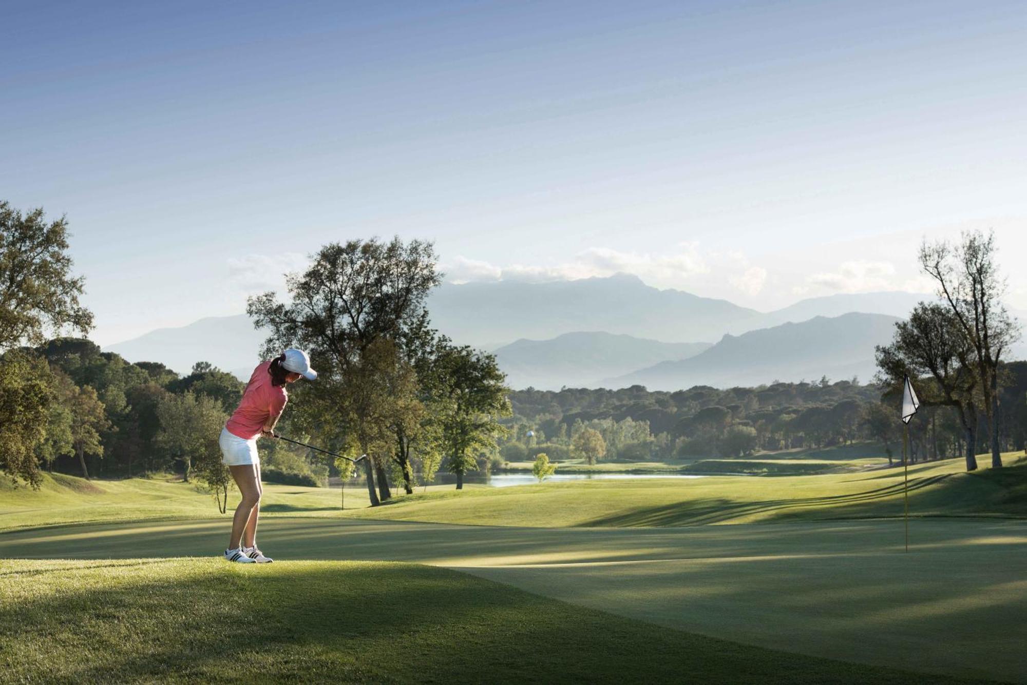Camiral Golf & Wellness - Leading Hotel Of The World Кальдас-де-Малавелья Экстерьер фото